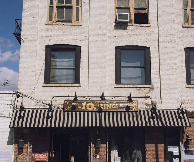 a guide to brooklyn : being little. british uk travel blogger usa america new york brooklyn city guide eating out vintage shopping williamsburg hipster being little 10ft single