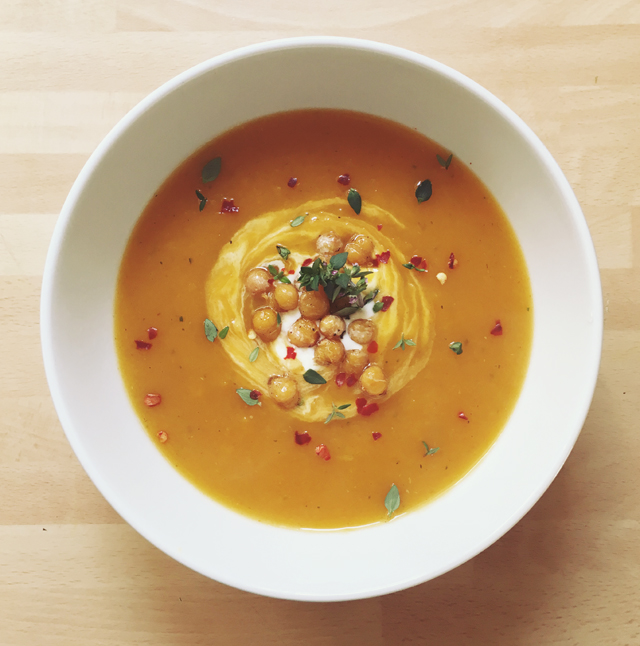 butternut squash soup with crispy chickpeas