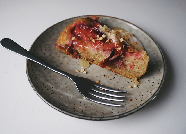 Upside Down Plum & Olive Oil Cake - Being Little. Upside Down Plum & Olive Oil Cake - Being Little recipe baking fruit bakes cakes