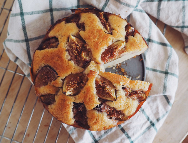 Ottolenghi Fig & Yogurt Cake - Being Little Ottolenghi Fig & Yogurt Cake - Being Little blog bake sweet treats recipe food blogger baking