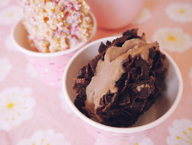 3 Ways to Eat Vegan Ice Cream with Alpro : being little. vegan ice cream recipes ice cream sandwich cereal krispie treat cornflake cake alpro hazelnut chocolate vanilla being little bristol uk lifestyle food blogger