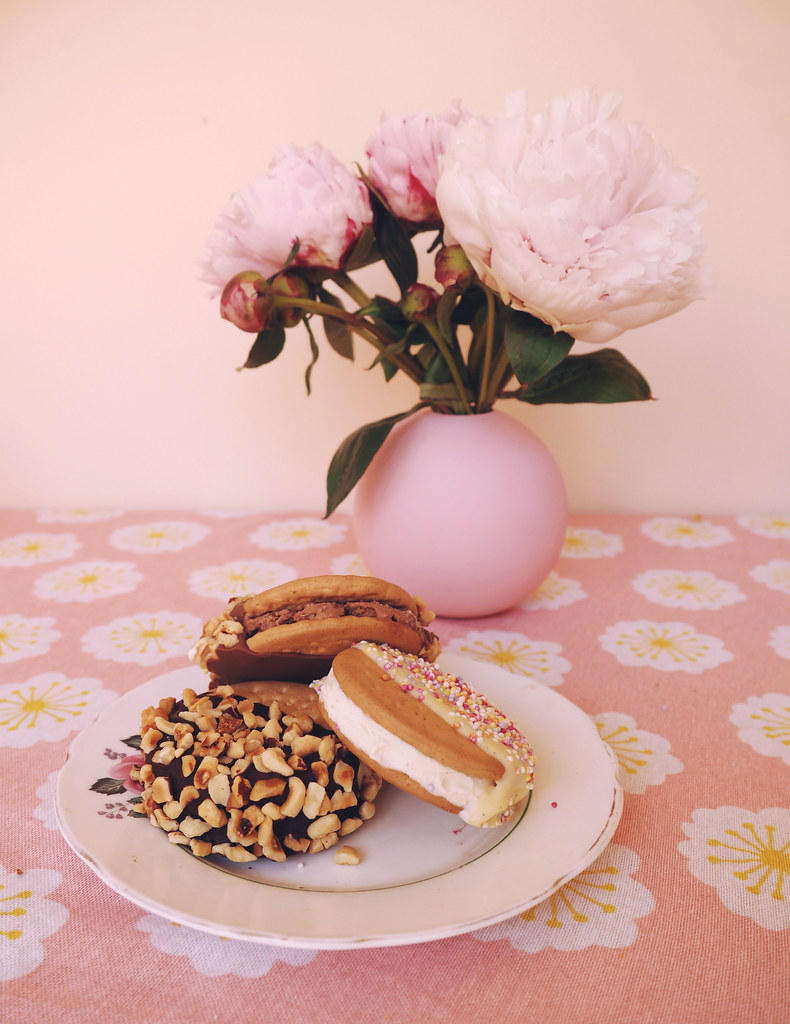 3 Ways to Eat Vegan Ice Cream with Alpro : being little. vegan ice cream recipes ice cream sandwich cereal krispie treat cornflake cake alpro hazelnut chocolate vanilla being little bristol uk lifestyle food blogger