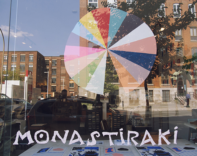 solo uk female travel blog blogger to montreal canada