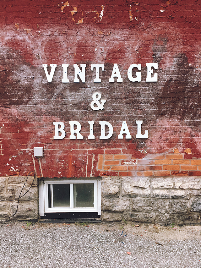 Vintage & Bridal shop, Ottawa solo travel blog to ottawa canada