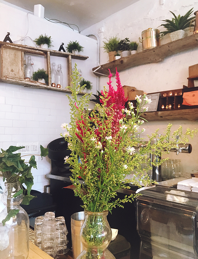 New York City Guide : being little