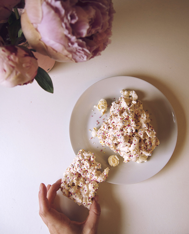 3 Sweet & Easy Popcorn Recipes - Being Little. Propercorn gooey marshmallow popcorn sprinkle bars